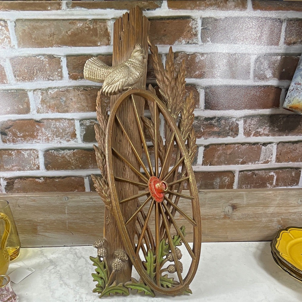 Rustic Wall Plaque Wagon Wheel Bird with Wheat, Leaves & Acorns